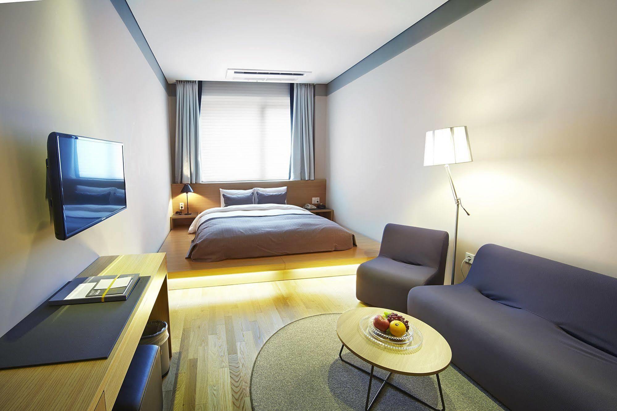 shinshin room❤️　0910 HOTEL SHINSHIN | ⋆⋆⋆ | SEOUL, SOUTH KOREA | SEASON DEALS FROM $89